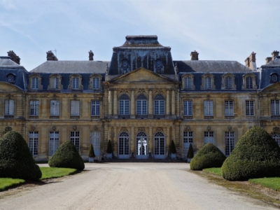 Champlatreux-castle